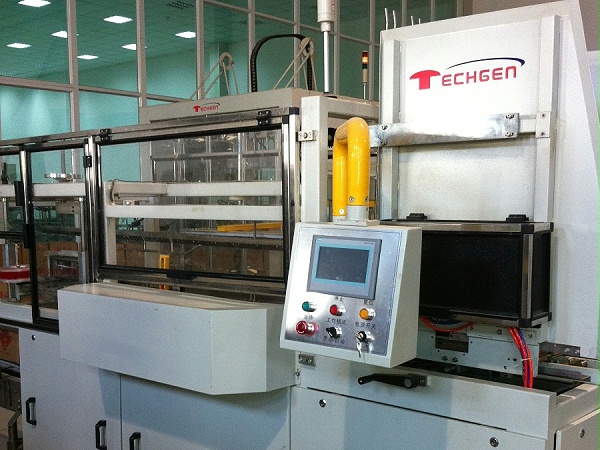 Open packing and sealing machine