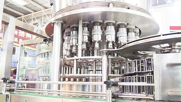 Jianbang Machinery daily chemical filling production line xiaobian for you to introduceCIPsystem